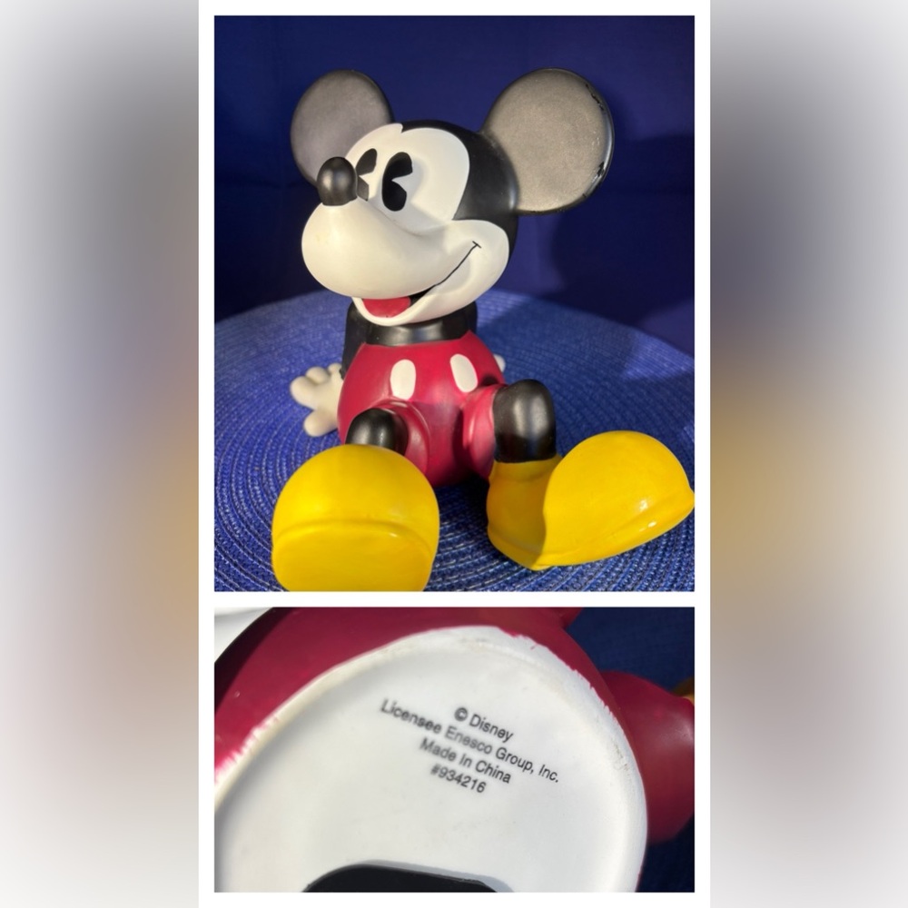 “Vintage Mickey Mouse Coin Bank”
Classic Disney Collectible – Functional & Fun!